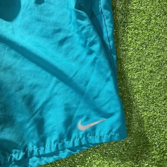 Nike Turquoise Men’s Running Shorts - Picture 2 of 10